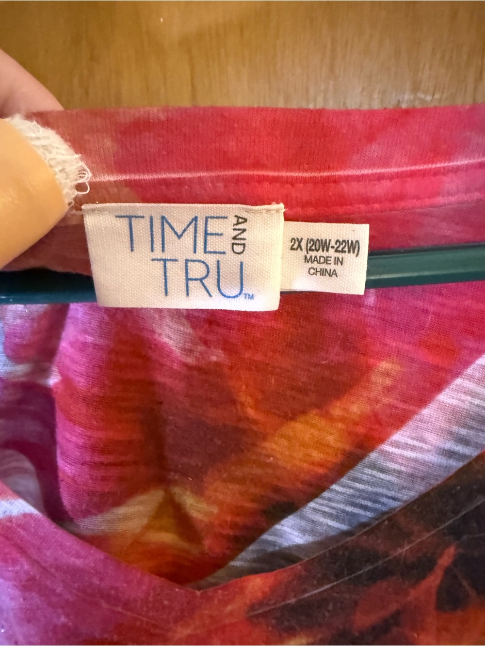 Time and Tru Navy V-Neck Tee with Pink and Orange Floral Print - Picture 6 of 8
